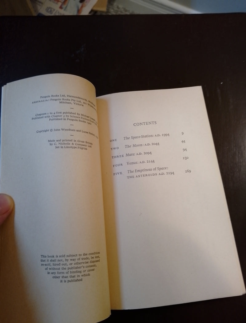 The Outward Urge - John Wyndham & Lucas Parkes