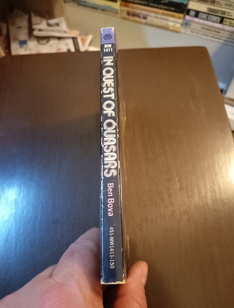 In Quest Of Quasars - Ben Bova