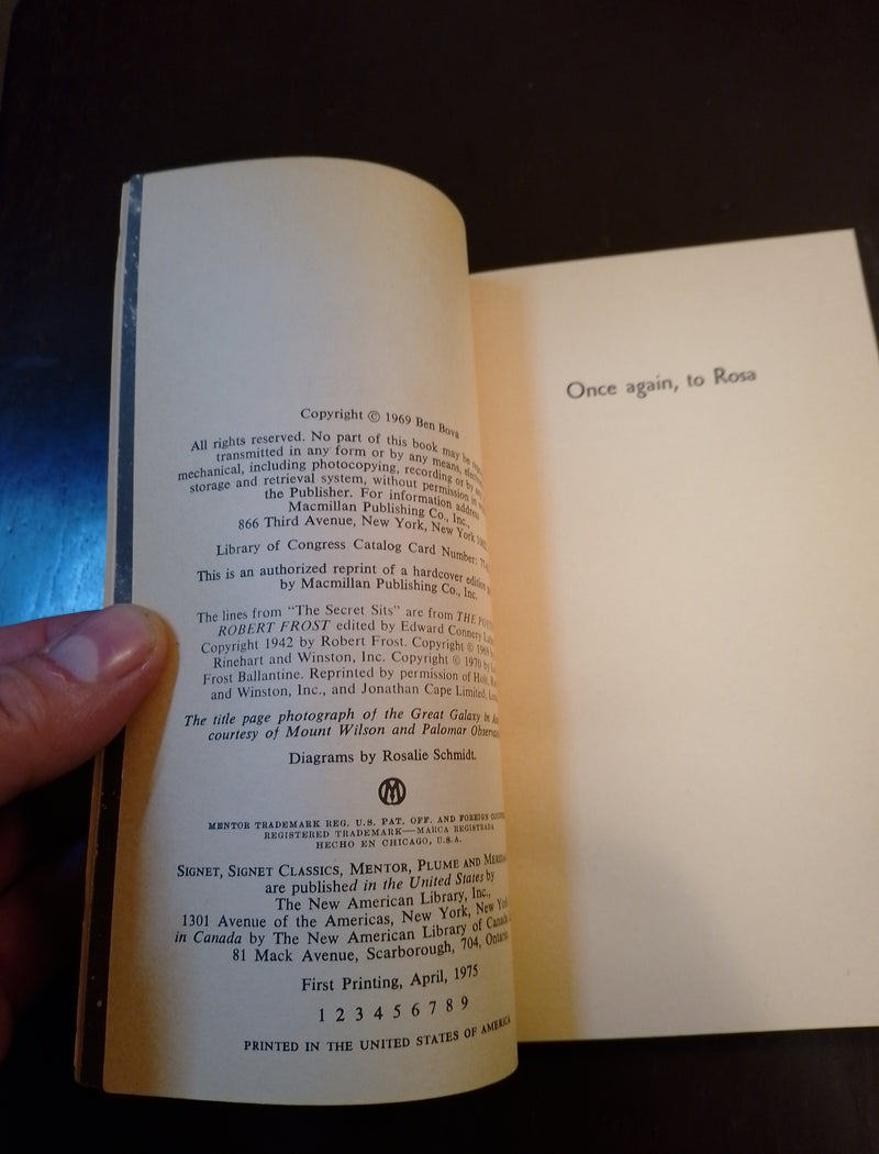 In Quest Of Quasars - Ben Bova