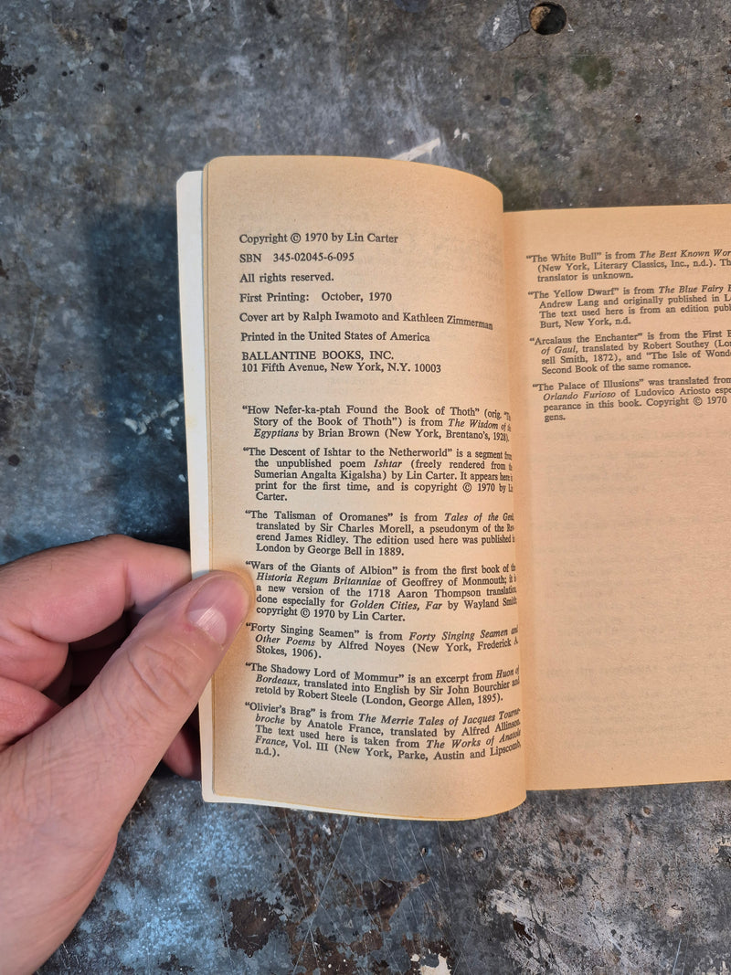 Golden Cities, Far - Lin Carter (editor)