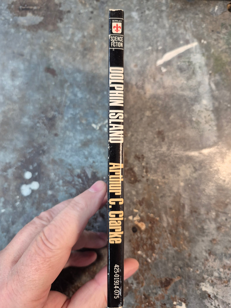 Dolphin Island - Arthur C. Clarke