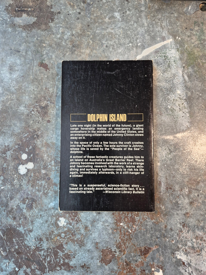 Dolphin Island - Arthur C. Clarke