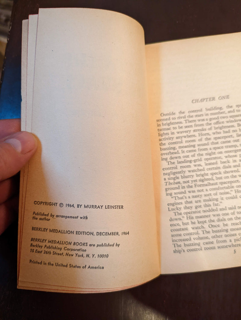 Invaders Of Space - Murray Leinster