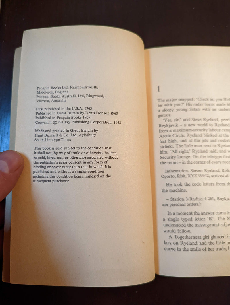 The Reefs Of Space - Frederik Pohl & Jack Williamson