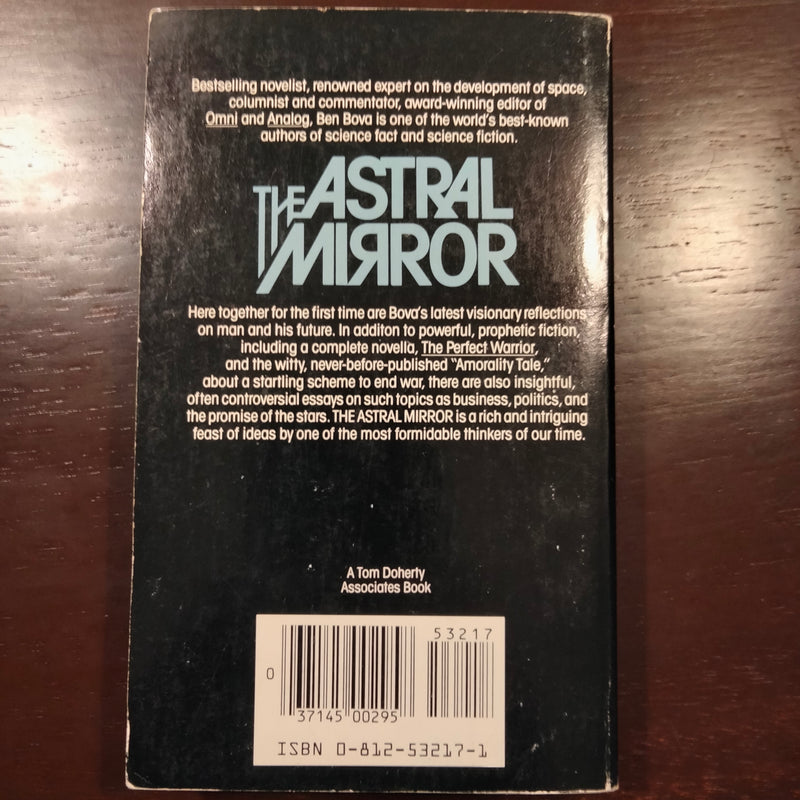 The Astral Mirror - Ben Bova