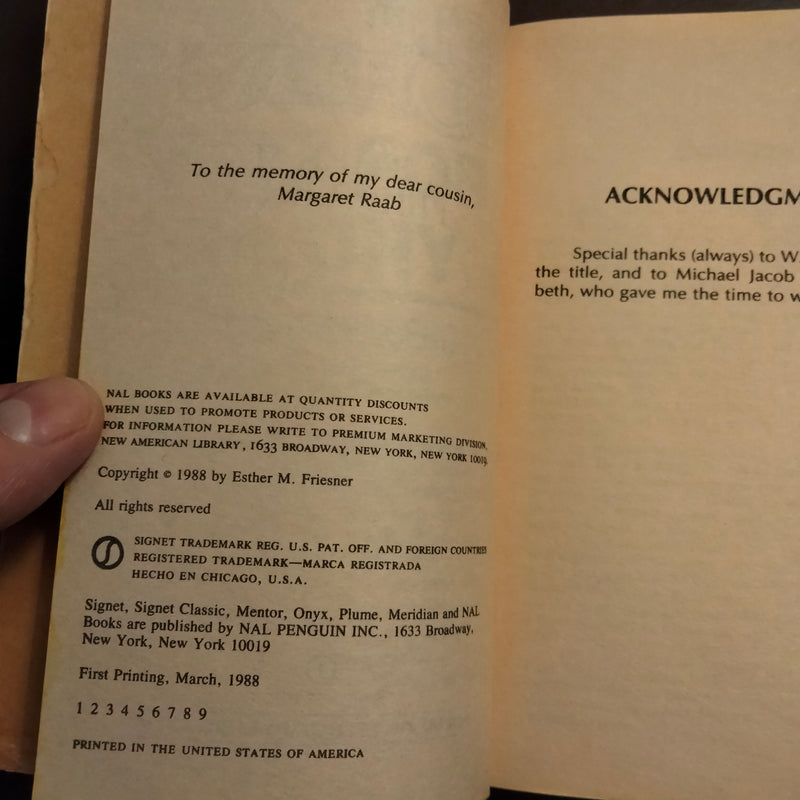 Elf Defense - Esther M. Friesner