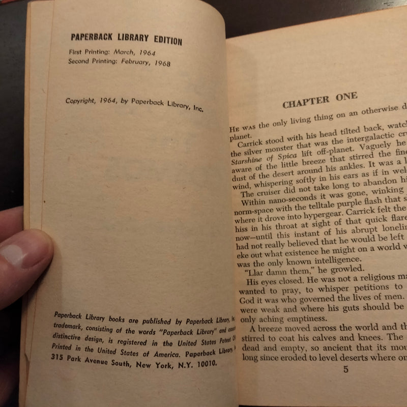 Escape Across The Cosmos - Gardner Fox